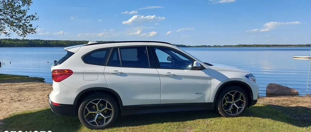 BMW X1 cena 87900 przebieg: 73120, rok produkcji 2018 z Wolsztyn małe 211